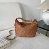 Nouvelle chaîne Designer femmes grande capacité polyvalent boîte à déjeuner portable sac à bandoulière à bandoulière unique 240131