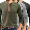 Hommes Henley col à manches longues t-shirts solide haut décontracté simple boutonnage poche t-shirt doux confortable chemise de fond pour l'automne 240226