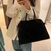 2024 New Margaux 15 Handbag Womens Crossbody Bag Bag عالية الجودة على الطراز الكتف الرياضي متعدد الألوان