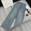 Damesjeans Designer Vroege lente Nieuwe mode Gewassen Hoge taille Afslankende letter Omgekeerde driehoek Label denim broek met rechte pijpen 4RKB