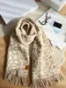 Silk and cashmere scarves return to nature with double-sided and same color generous scarves and warm scarves for the neck fashionable and versatile scarf