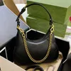 10A Högkvalitativ designer Bag Women Luxury Shoulder Bag Chain Handbag Crossbody Bag Women Classic New Moon Wallet 02