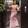 Vestidos de baile rosa para mulheres negras, vestidos de noite de sereia, pescoço transparente, lantejoulas, ilusão, vestido formal, divisão lateral, vestidos de aniversário sexy para ocasiões especiais NL592