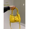 أكياس المساء أكياس الكتف القمر Hobo Handbag Luxuries مصمم Women Women Women Love Love Leather Counter Bag Bags Crossbody Cosmetic Weekender حقائب اليد 2024