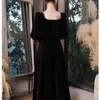 Robes décontractées Robe de velours noire Automne Hiver Femmes Perles Col Carré Longue A-Ligne Élégante Femme Formelle Soirée Q899