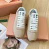 المصمم أحذية غير رسمية Mius Mius Sneakers Fruction Flats Women Running أحذية عالية الجودة مدربين منخفضة الحذاء الرياضي في الهواء الطلق