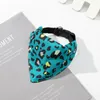 Vêtements pour chiens réglables écharpe de cou de chat collier de pansement Triangle bavoir accessoires pour animaux de compagnie de noël serviette de salive Bandana