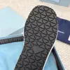 2023 Novo Prad Triângulo Palha Weave Chinelo Sandália Plataforma Ráfias Chinelos Designer Mulher Mens Verão Salto Liso Casual Flip Flops Ao Ar Livre Piscina Sliders Praia Sapato