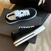 Dikke Zolen Color Blocking Lace Up Sportschoenen 2024 Designer Schoenen Mode Casual Damesschoenen Letter Gedrukt Suède Verhoogd