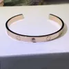 Bracciale di coppia di gioielli d'amore di design di lusso Bracciale da donna a forma di C Bracciale d'amore con vite C Lettera Bracciale per amanti in acciaio inossidabile 316LS