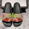 Designer-Männer-Frauen-Sandalen mit korrekten Blumenschuhen Tiger-Schlangen-Druck-Slide-Unisex-Gummi-Slides Sommer-Strand-breite flache Slipper-Größe 36-46