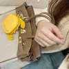 Crabe Desigenr breloque de sac pour femmes en cuir hommes mode porte-clés lettre lanières luxe Airpods étui porte-clés sac pendentif