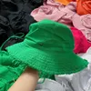 Chapeau Pink Beach Bucket Hat Mens Jacquemly Cap Jaquemes Casquette Bob Luxe Designer Chapeaux pour hommes Golf Baseball Caps Femmes Vacances Sunmmer z9fd #