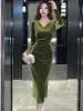 Klänning 2023 Green Velvet Luxury Party Evening Dress Women Fashion BodyCon och Pretty Vestidos Autumn Winter Long Sleeve Vneck Dresses