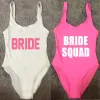 Anzüge Bride Squad One Stück Badeanzug großer Frauen Bachelor Party Badeanzug sexy Bodysuit Monokini 2022 Neue Strandwege