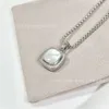 Designer David Yumans Yurma Jewelry Diamond Pendant avec petit collier de coquille couronnée