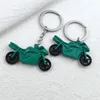 Porte-clés pendentif en alliage pour hommes porte-clés vert moto jouet porte-clés adapté aux garçons sac d'école accessoires cadeau d'anniversaire