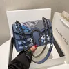 Designer handväskor kvinnor väska bokstäver satchels klaff över handtag väskor nya casual pendelväska damer axel messenger väskor