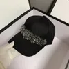 Ball Caps 202401-shi Chic Dropshippping Lente Koreaans Complex Handwerk Strass Straat Katoen Dame Honkbalhoed Vrouw Vrije tijd Vizieren Cap