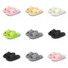 Slipare produktfri sommar ny fraktdesigner för kvinnor Green White Black Pink Grey Sandaler Fashion-040 Womens Flat Slides Gai Outdoor Shoes 599 S