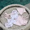 Badmode 024Months Babybadpak Strandkleding Leuke bloemen Kinderen Meisjes Eendelig Badmode met Hoed Peuter 2023 Nieuwe Zomer Zwemkleding