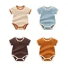 Rompertjes 0-24M Baby Romper 2024 Lente Zomer Jongen Meisje Kleding Korte Mouwen Een Stuk Driehoek jumpsuit Zachte Katoenen Doek