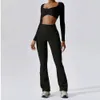 1/2 pièces à manches longues Pad Crop hauts Yoga ensemble femmes Gym Sport grande jambe Flare Scrunch pantalon entraînement Fitness Legging vêtements actifs costumes 240301