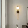 ウォールランプモダンノルディックベッドルーム屋内ゴールドカラーガラスベッドサイドテレビバックドロップ照明付きインテリアLEDライトデコレーション
