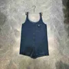 Damen-Overall-Spielanzug, Designer, 2024, Vorfrühling, Dreieck, Rundhalsausschnitt, gewaschen, einzelne Tasche, altersreduzierender Schultergurt, einteilige Denim-Shorts für Damen UN6O