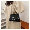 НОВАЯ дизайнерская сумка AA karl, женская квадратная сумка на одно плечо, сумки через плечо с цепочкой и буквами, большая вместимость, модный стиль 231115