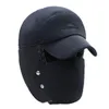 Chapeaux d'hiver pour hommes Chapeaux de bombardier à rabats d'oreille avec bord et masque facial Chapeau chaud pour hommes Casquette de ski imperméable russe Accessoires masculins Y20011273h