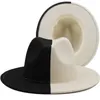 Chapeaux larges chapeaux seau 2022 nouveaux hommes et femmes double tweed chapeau haut-de-forme à larges bords jazz panama chapeau plume mode couleur correspondant jazz chapeau J240305