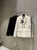 Damespakken Blazers Designer High-end design gevoel wit klein colbert dames lente en herfst niche mode casual pak TCIR