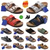 Högkvalitativ designer Birkinstocks Comforts Sandaler Famous Leather Men Women Buckle Strap Flip Flops Classic Clog Suede Platform Slides Summer Slippers Shoes 36-46