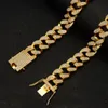Luxury Gold Dog Chain Collar Cuban Chain Link Choke Collar för små medium stora katter Pet smycken halsband Tillbehör
