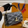 GO-14 Luxury Designer Womens axelväska med ultralat högkvalitativ quiltad tråd läder handväska metall bokstäver logotyp twist lås qo 14 crossbody väska