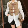 Gilets de chevalier en lettres Jacquard pour femmes, vestes sans manches de créateurs de mode, manteaux B131