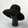 Chapeaux de bord avare Vintage Hepburn style chapeau de luxe Fedora hiver chaud 100% laine modèle de passerelle personnalisé loisirs dame casquette noire femmes O350P