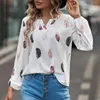 Blusas de mujer, camiseta con estampado de plumas, ropa de calle holgada con cuello en V para mujer en las estaciones de primavera y otoño