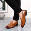 Klädskor 2024 mode läder för män bröllop kontor handgjorda munk rem formformig avslappnad skor