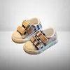 Baby Designer Eerste wandelaars Kid Platte schoenen Lente Baby Peuter Zuigelingen zachte bodem Antislip Prewalker Sneakers Cadeau