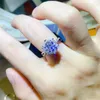 클러스터 링 2ct Moissanite Diamond Ring Bright Cut 925 Sterling Silver D Color Passed Test Woman 패션 칵테일 디너 럭셔리 주얼리