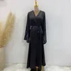 Vêtements ethniques 2024 Couleur unie à la main au milieu-orient à la main Abaya Islamic Arab Abayat Femme musulmane Ramadan Kimono pour les femmes Dubaï