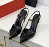 Designer Donna Sandali Tacchi alti Scarpe a punta con bottone a V in metallo Nudo Nero Rosso Opaco Classico Marchio 6cm 8cm 10cm Slim Matrimonio sexy Oran