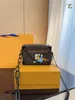 24SS Universele Luxe Designer Show Mini Zachte Trunk Box-tas voor heren en dames Schoudertas voor dames Crossbodytas Portemonnee Verstelbare ketting 18CM