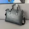 Topphylla Cowhide Luxurys Designers Väskor Portfölj Män Business Package Hots Sale Laptop Computer Bag Läder Handväska Messenger Hög kapacitet axelhandväskor