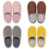 2024 Hommes Femmes Designer Pantoufles Diapositives Sliders Noir Blanc Rose Gris GAI Mens Femmes Pantoufle Intérieur Hiver Slide5