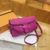 Tasarımcı Çanta Kadınlar 2023 Yeni Modaya ve Şarap God Under Koltuk Alt Omuz Crossbody Bag Ladies Bags% 70 İndirim Outlet Gezerliği