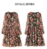 2024 Spring Black Floral Print Dress Long Sleeve V-hals knälängd Casual Dresses W4M053403