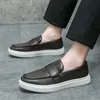 Sapatos vulcanizados masculinos pretos slip-on tênis de couro sintético marrom para homens tamanhos 38-46